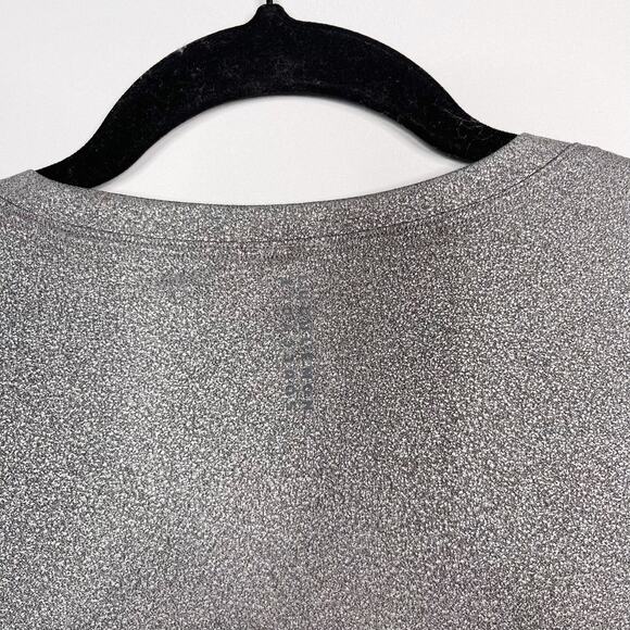 Lululemon X SoulCycle Womens 6 To The Beat Tee Luminosity Foil Print Grey Silver - Picture 9 of 9